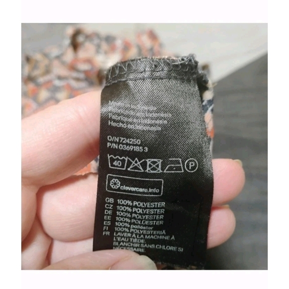 H&M Multicolor Geometric Sheer Blouse - Picture 3 of 7